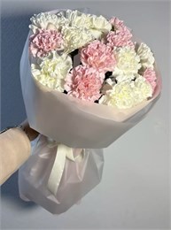Букет из розовых и белых диантусов в упаковке (15шт) 45678000999 в Туле