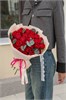 Малиновые розы Кения 40см с эвкалиптом (25шт) 45945894589 в Туле
